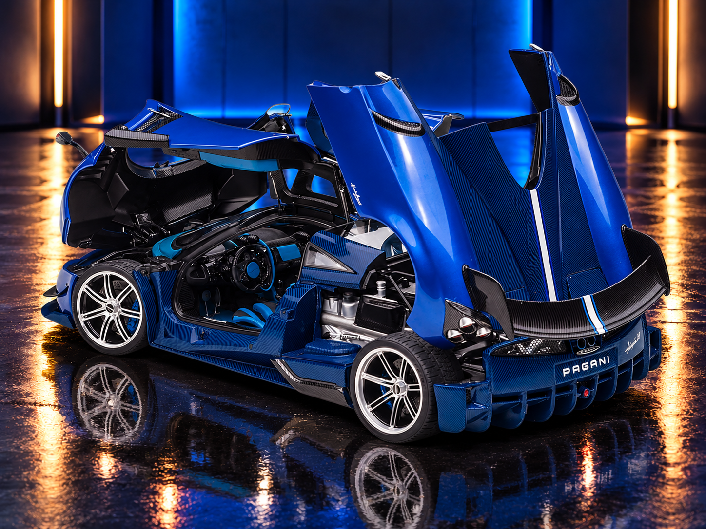 Pagani Huayra BC Blu Francia / Candy Blue Metallic with Carbon Accents — Autoart 1:18 collector model